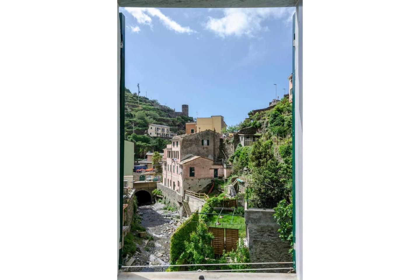 Joivy Light Flat With Great View, Cinque Terre Appartement Vernazza Buitenkant foto