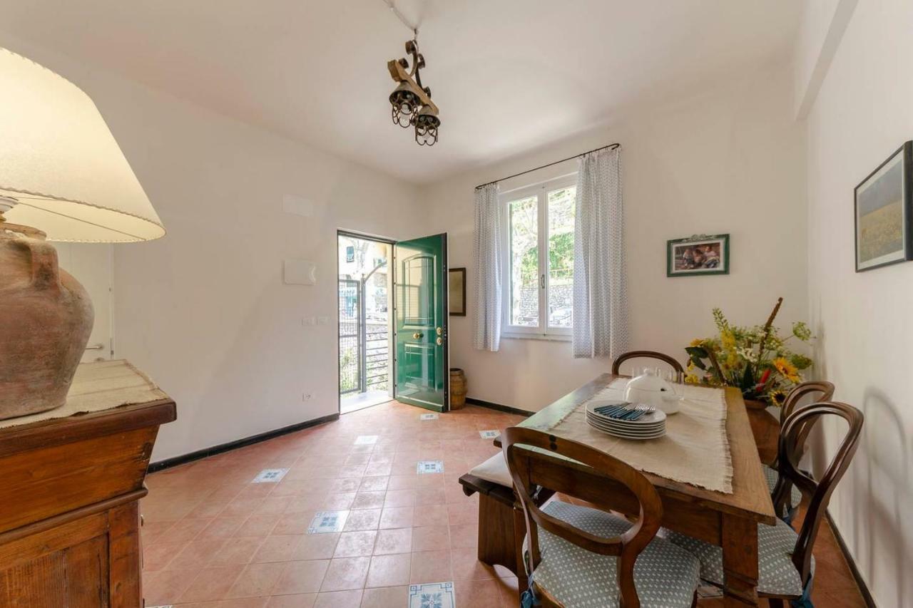 Joivy Light Flat With Great View, Cinque Terre Appartement Vernazza Buitenkant foto