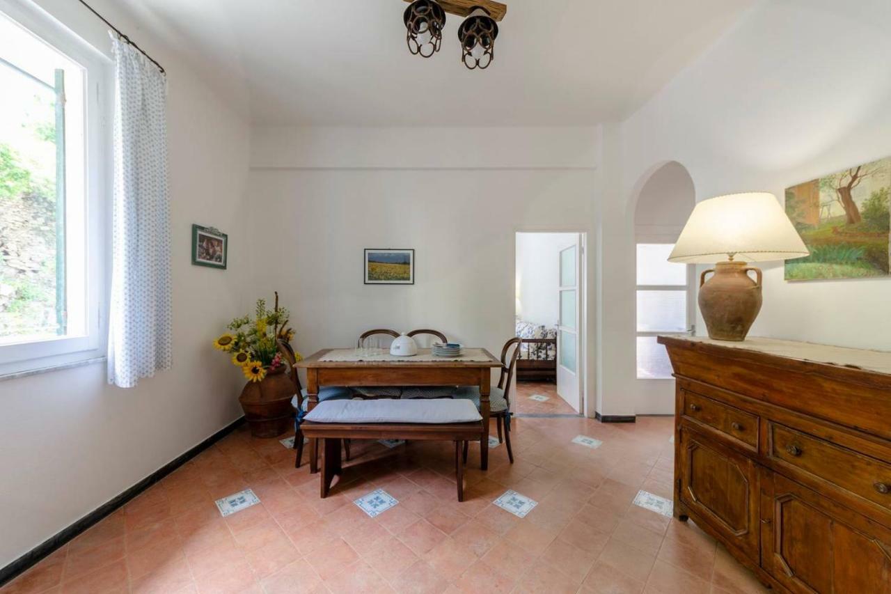 Joivy Light Flat With Great View, Cinque Terre Appartement Vernazza Buitenkant foto