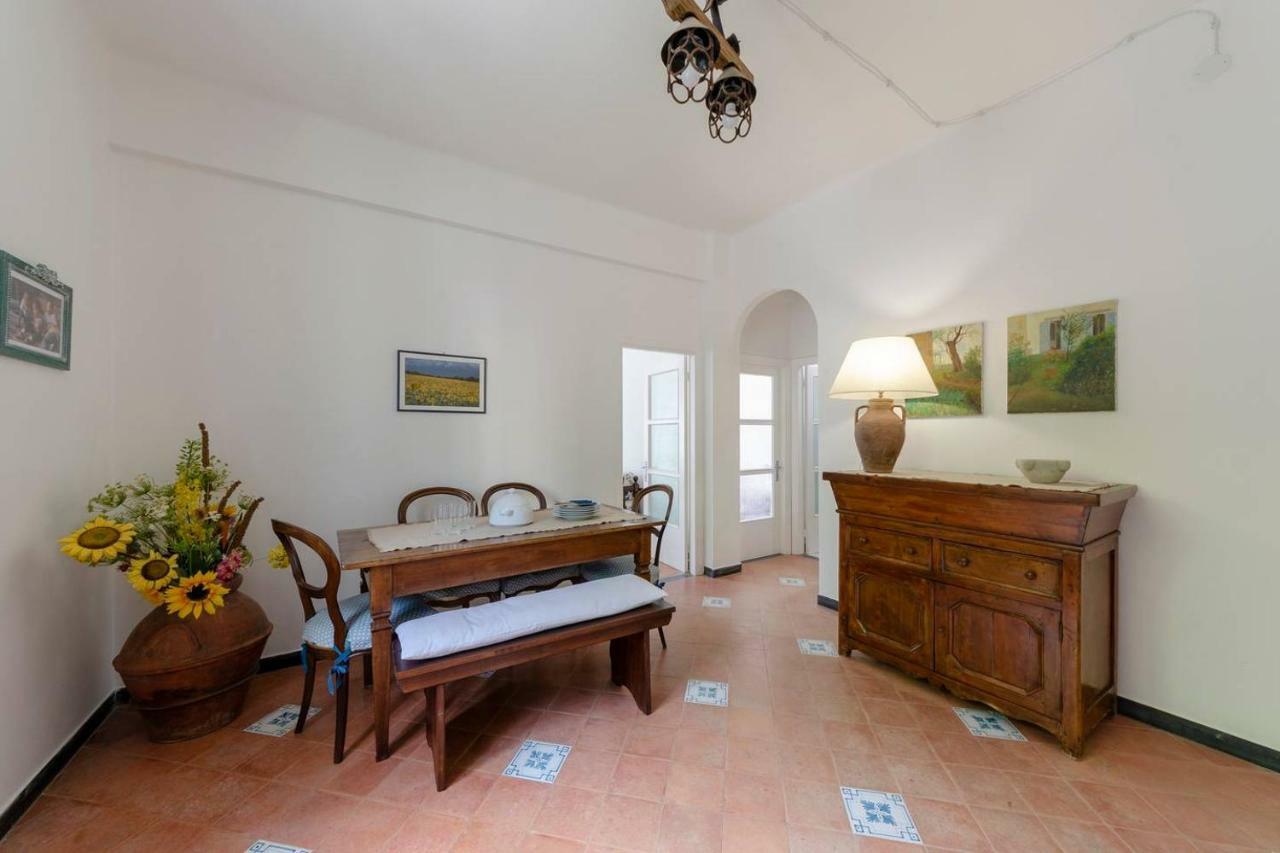 Joivy Light Flat With Great View, Cinque Terre Appartement Vernazza Buitenkant foto